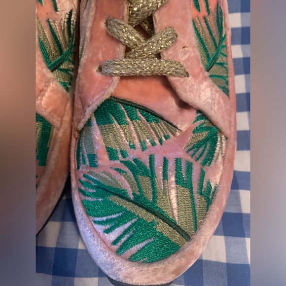 Charlotte Olympia palm leaf & Flamingo Size 36 - Picture 6 of 16